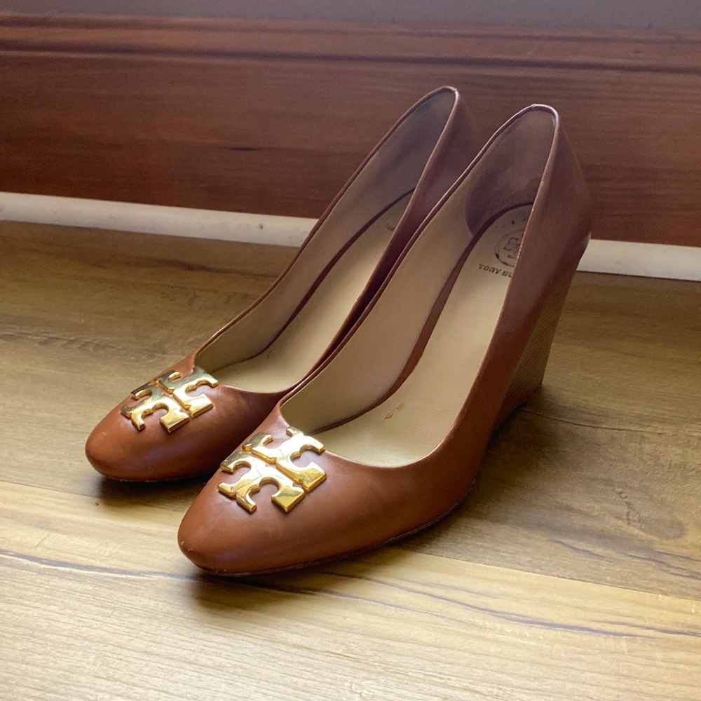 Tory Burch brown wedge 7.5